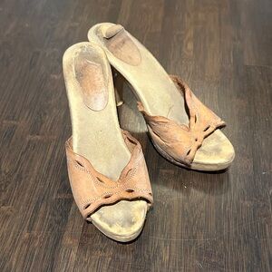 Women's Tan Leather Slip-On Sandals